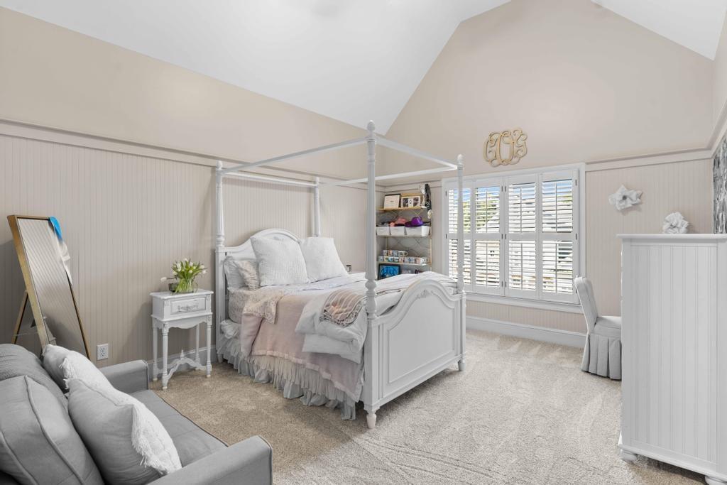 1906 Rand Ridge Court