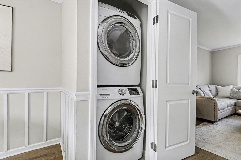 6520 Roswell Road Unit 104