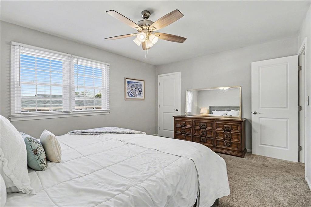 6520 Roswell Road Unit 104