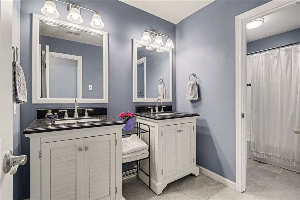 6520 Roswell Road Unit 104