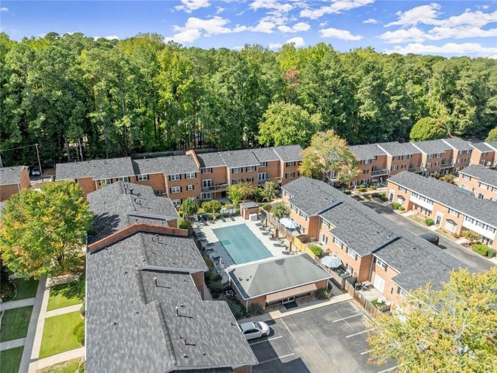 6520 Roswell Road Unit 104