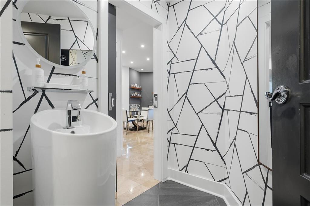 700 Park Regency Place NE Unit 501