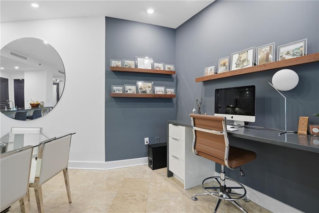 700 Park Regency Place NE Unit 501