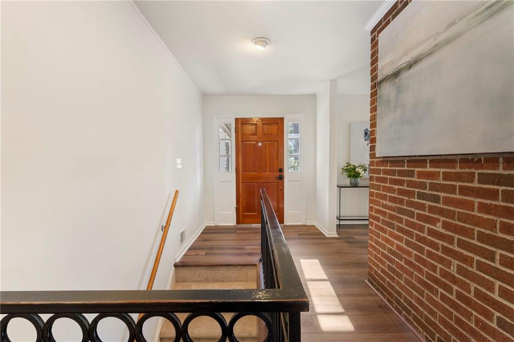 4148 Commodore Drive