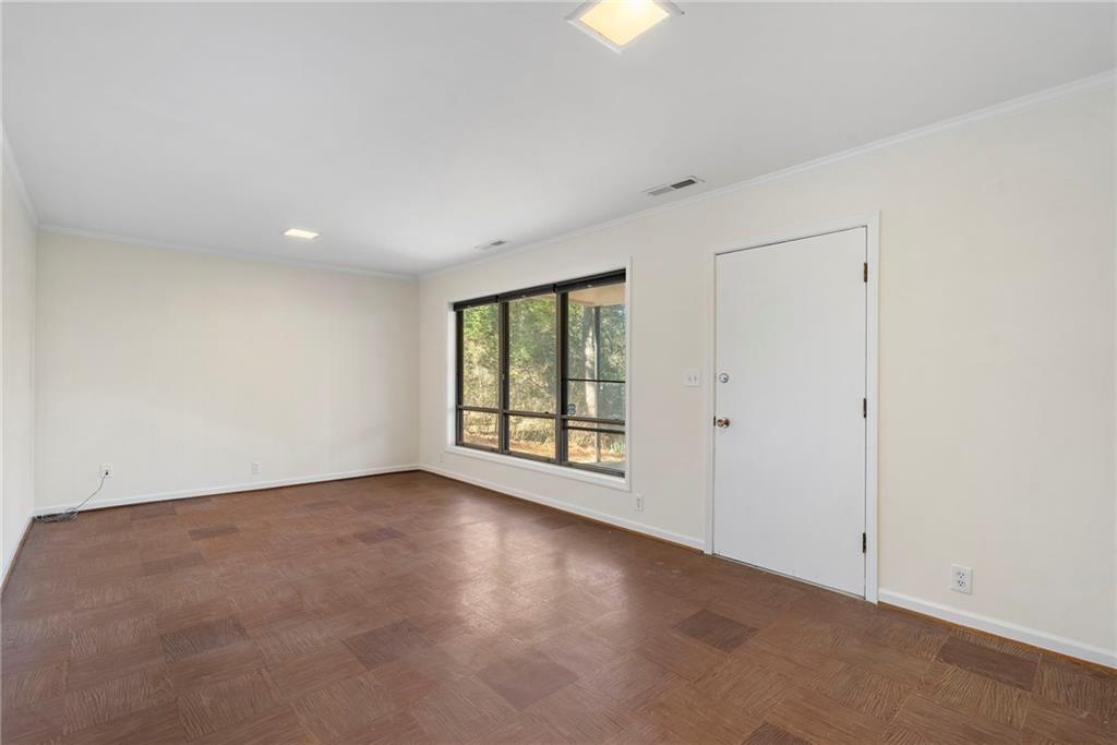 4148 Commodore Drive