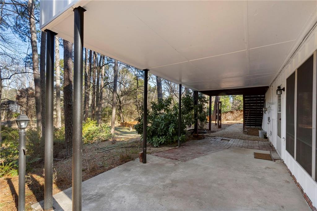 4148 Commodore Drive