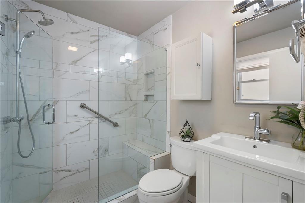 4148 Commodore Drive