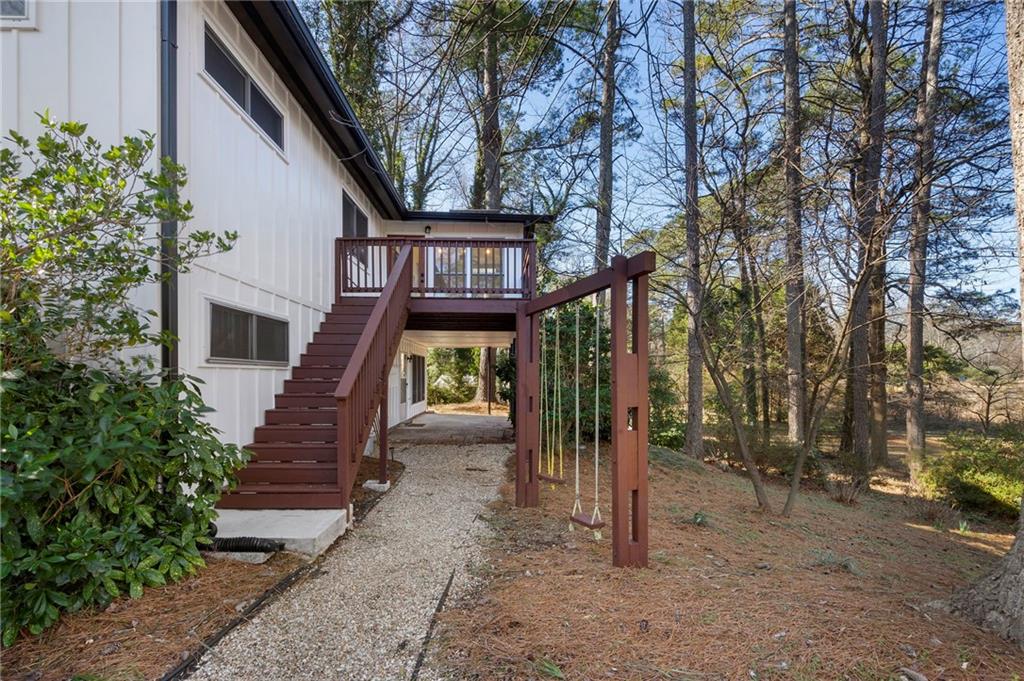 4148 Commodore Drive