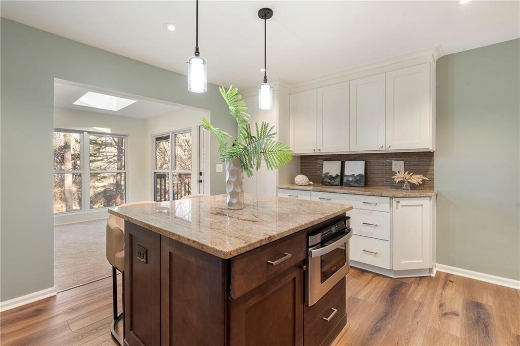 4148 Commodore Drive