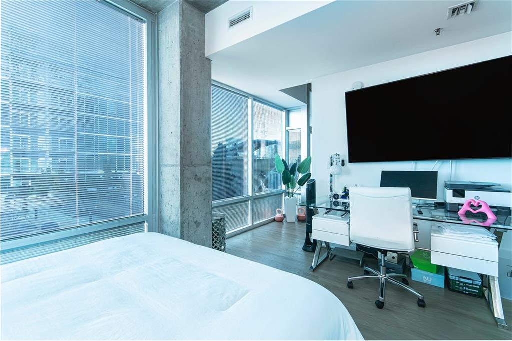 943 Peachtree Street NE Unit 802