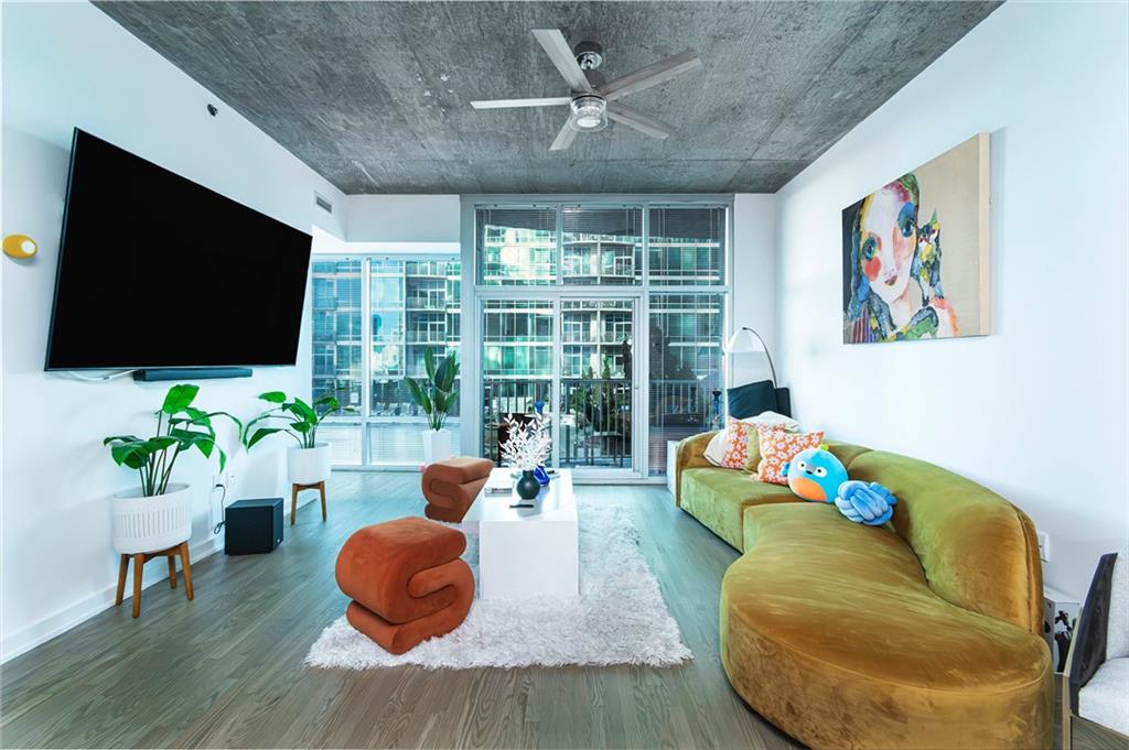 943 Peachtree Street NE Unit 802