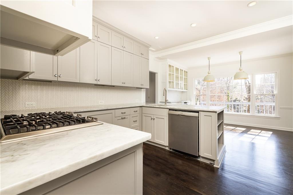 3037 Wellington Court SE