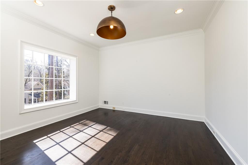 3037 Wellington Court SE