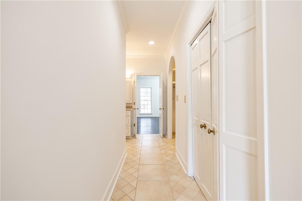 3037 Wellington Court SE