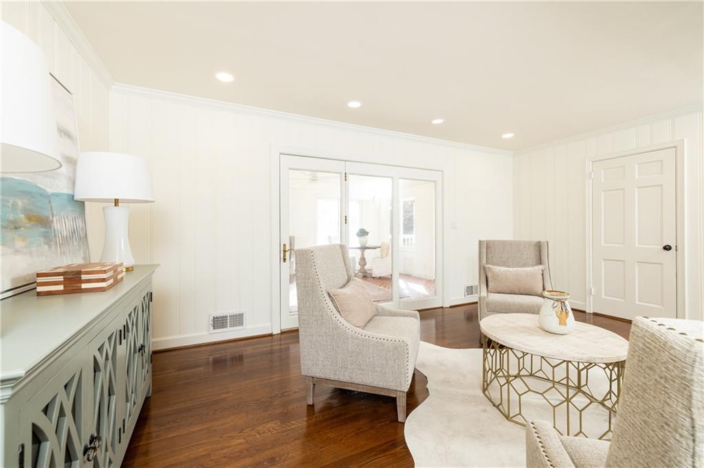 3595 Old Ivy Lane NE