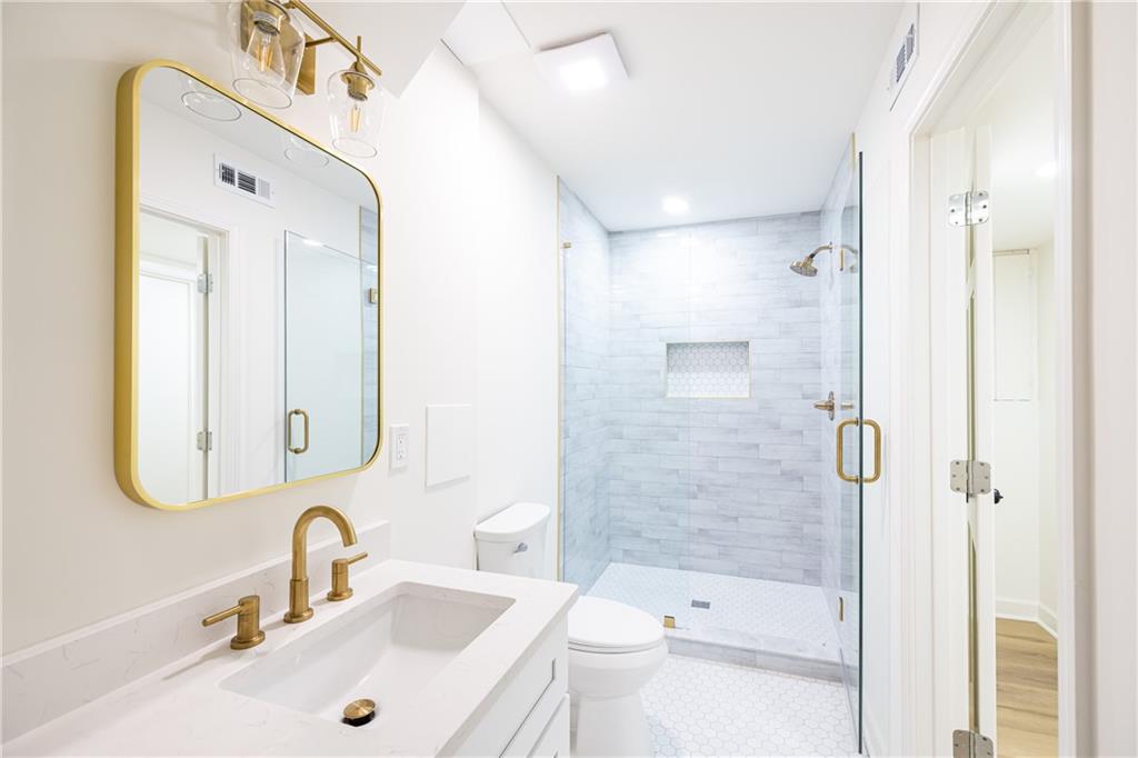 3595 Old Ivy Lane NE