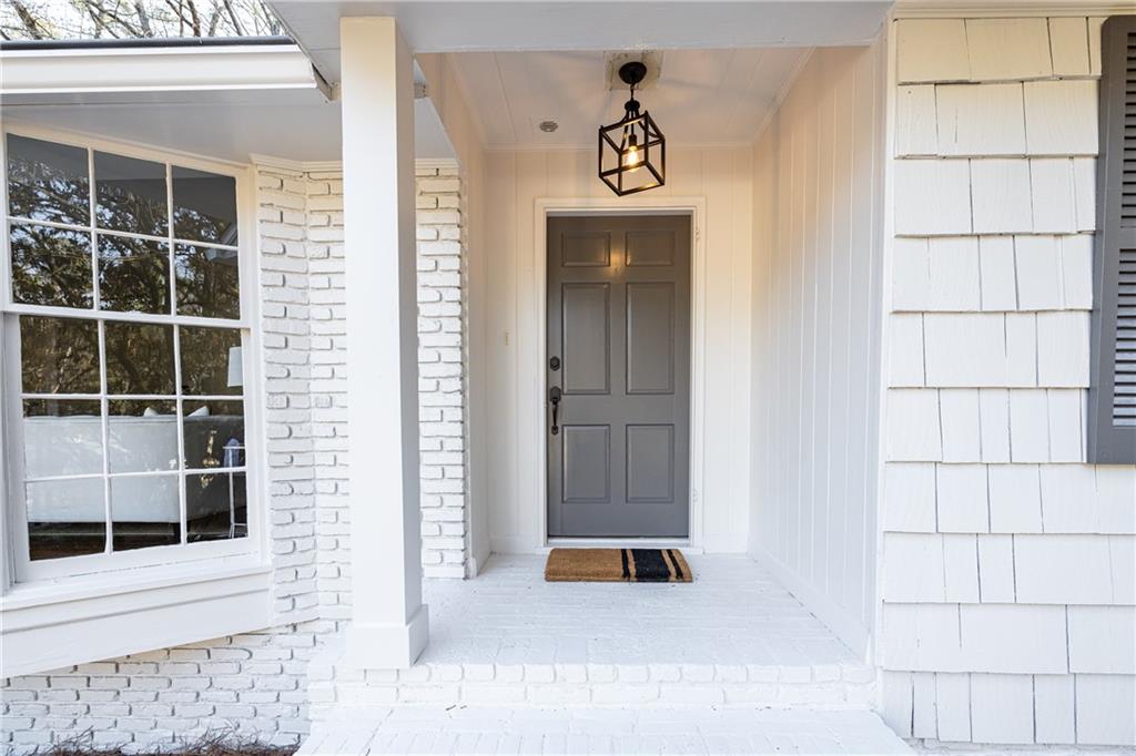 3595 Old Ivy Lane NE