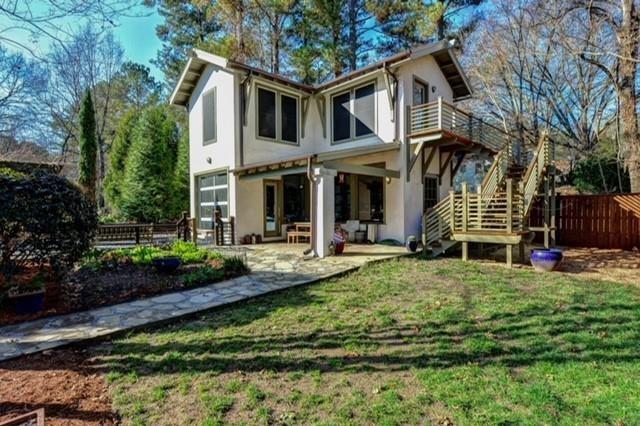 1090 Vista Trail NE