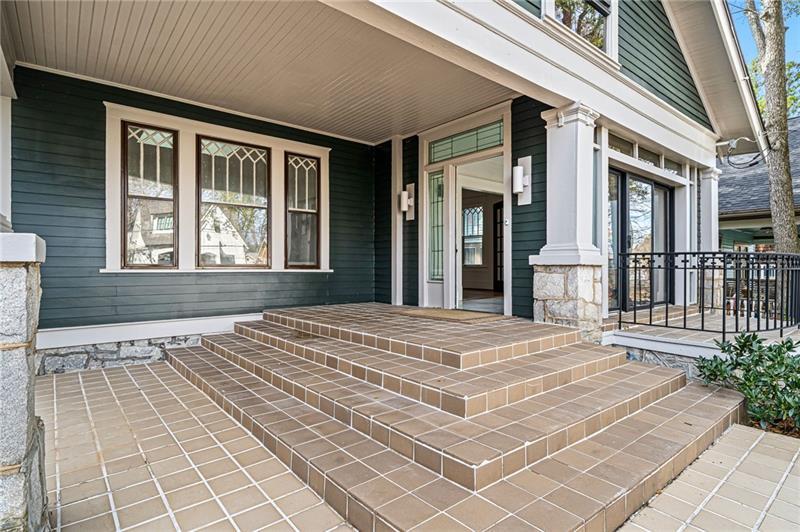 993 Highland View