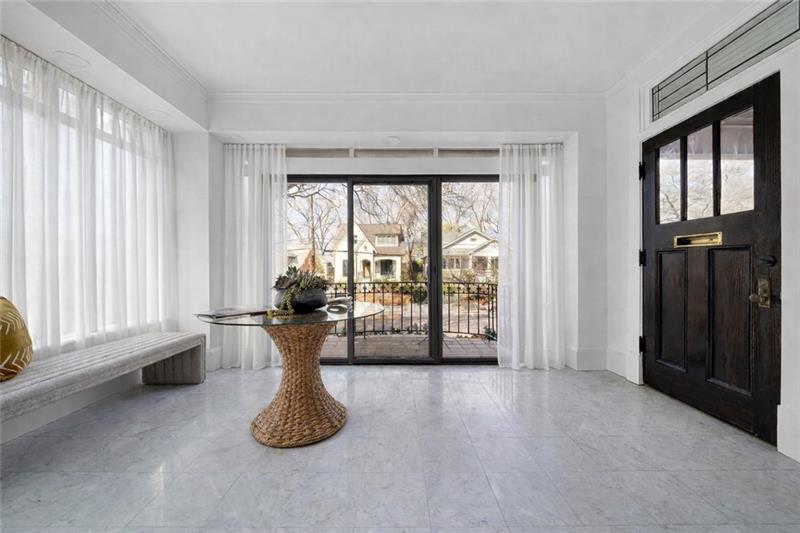 993 Highland View