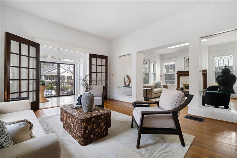 993 Highland View