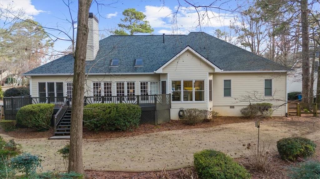 2825 Lakewind Court
