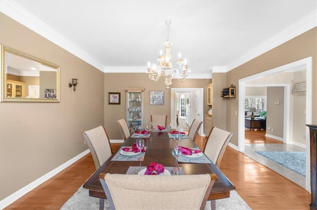2825 Lakewind Court