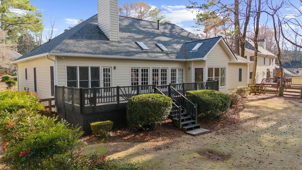 2825 Lakewind Court