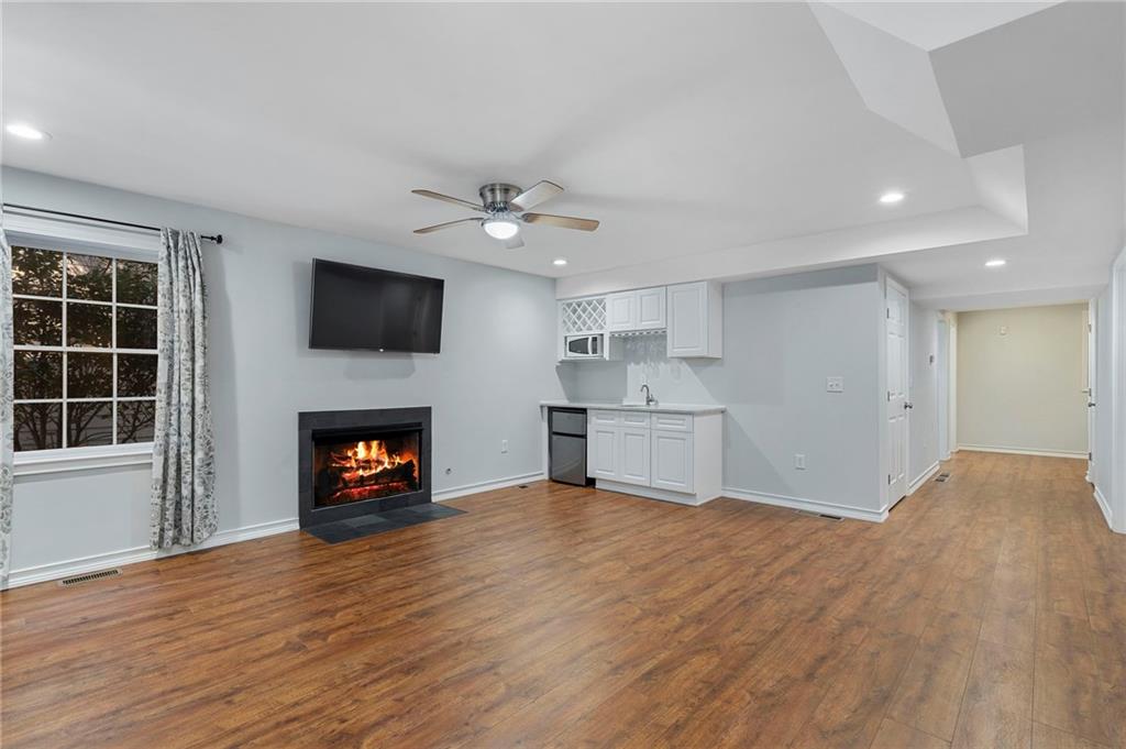 2446 Ellijay Drive NE