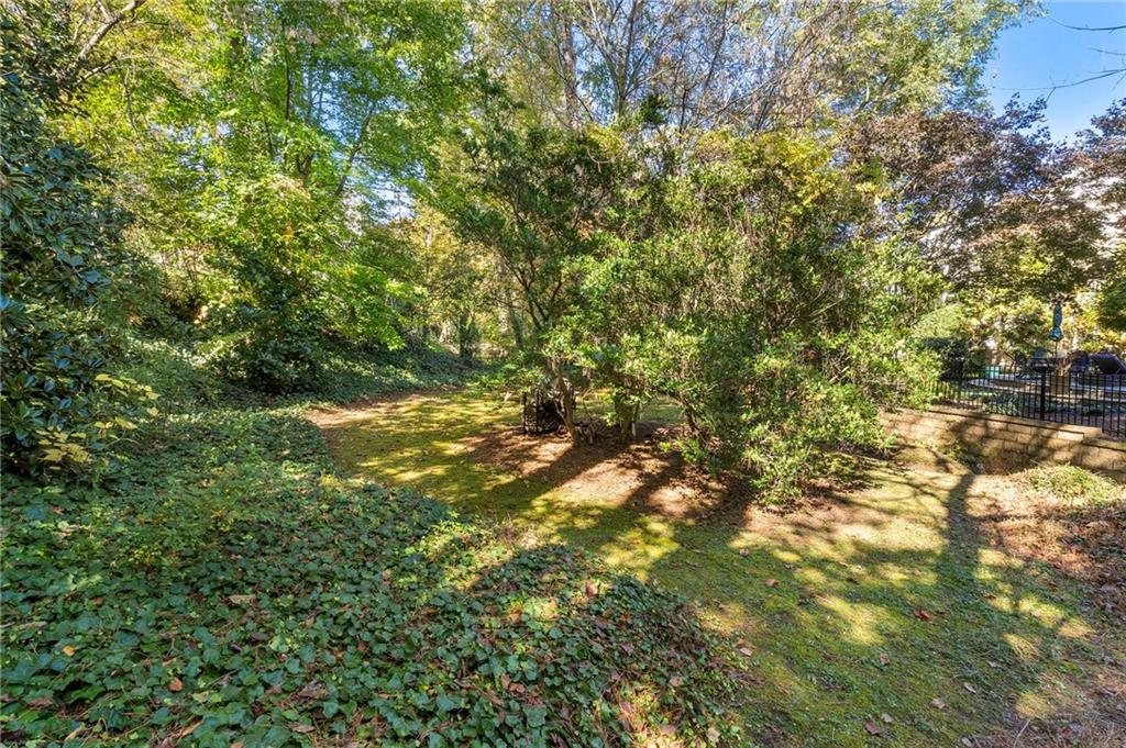 2446 Ellijay Drive NE