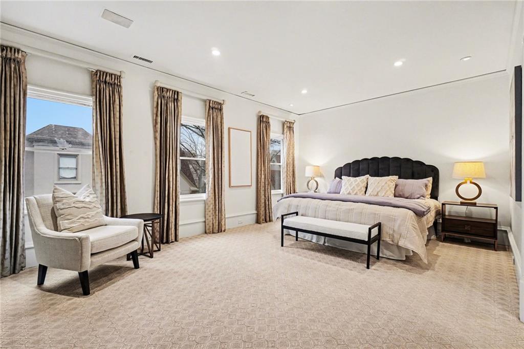 2525 Peachtree Road NE Unit 28