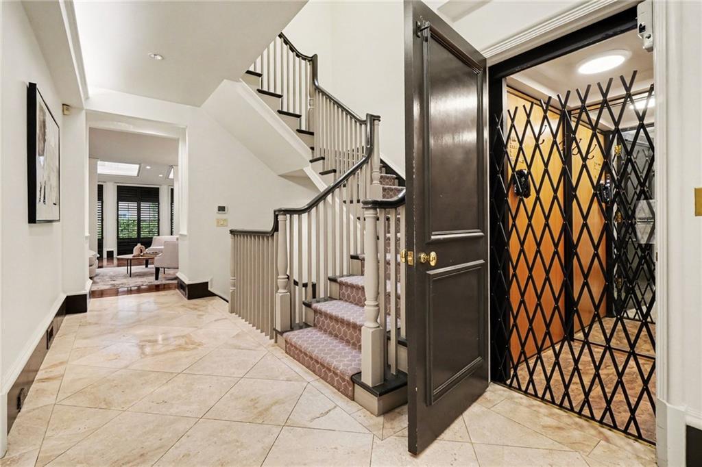 2525 Peachtree Road NE Unit 28