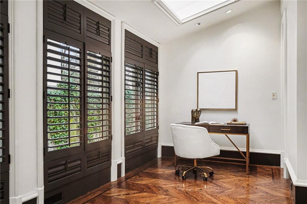 2525 Peachtree Road NE Unit 28