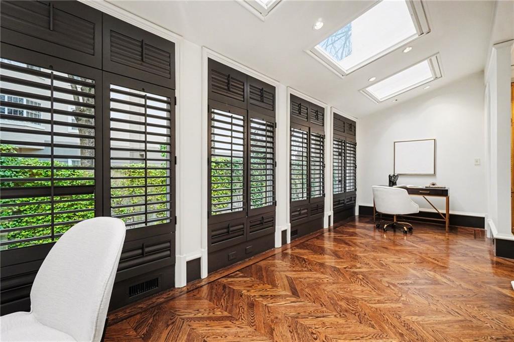 2525 Peachtree Road NE Unit 28