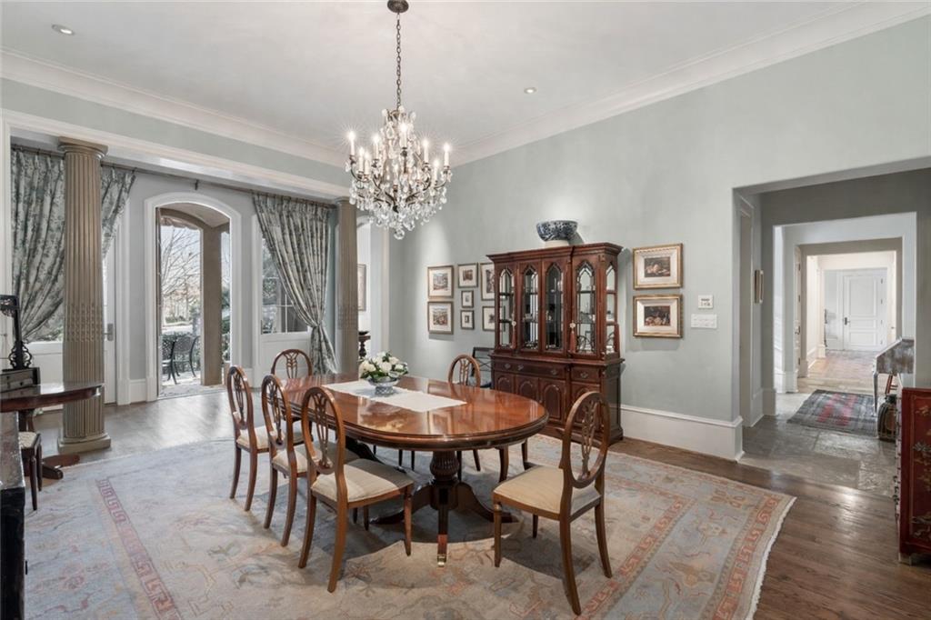 675-10 W Paces Ferry Road NW