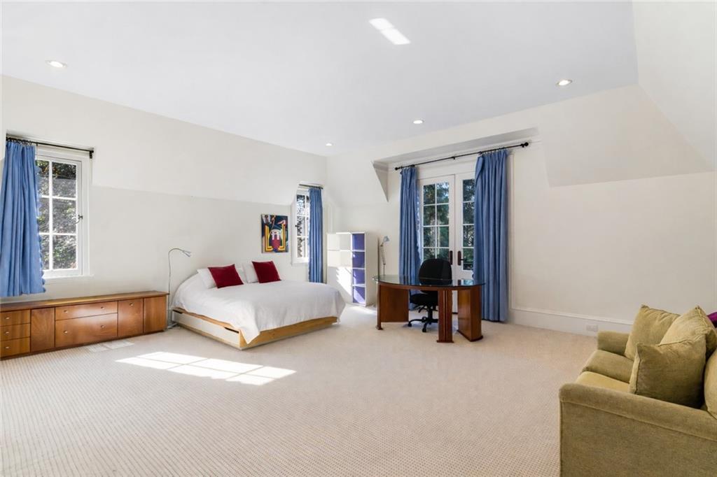 675-10 W Paces Ferry Road NW