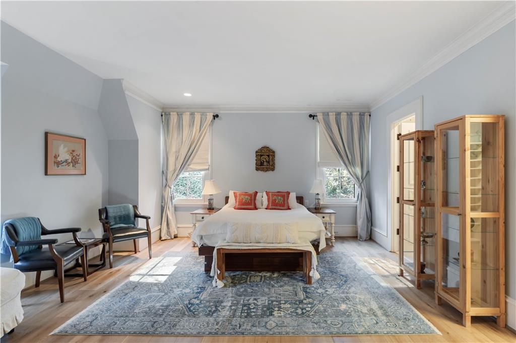 675-10 W Paces Ferry Road NW