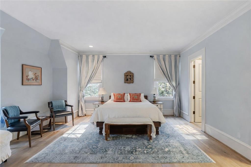 675-10 W Paces Ferry Road NW