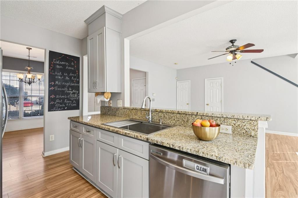 2969 Commonwealth Circle