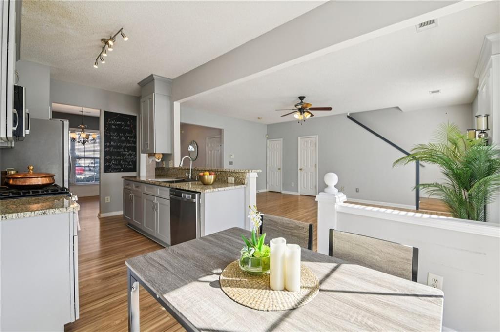 2969 Commonwealth Circle