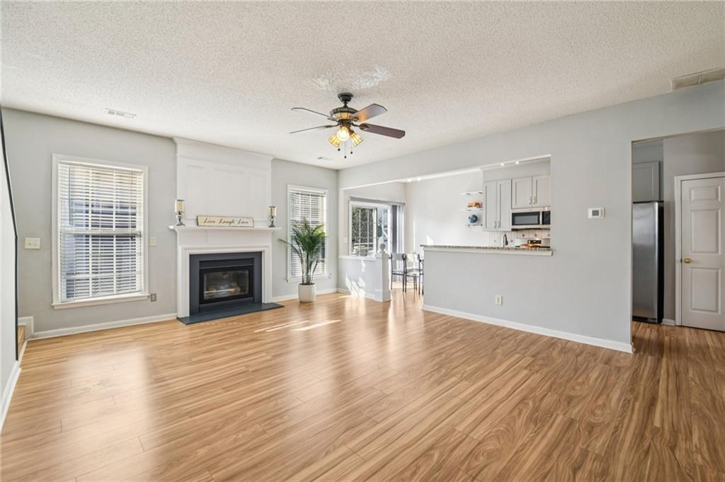 2969 Commonwealth Circle