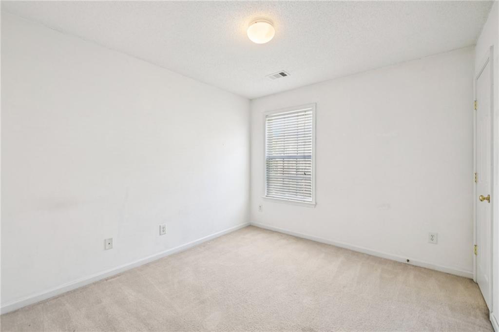 2969 Commonwealth Circle