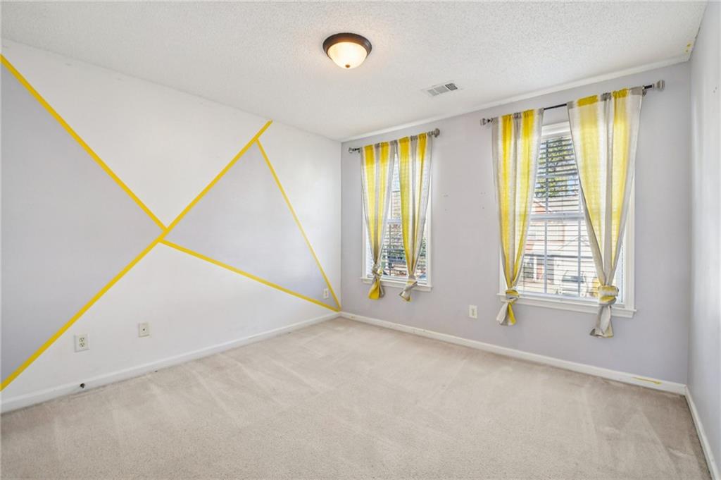 2969 Commonwealth Circle