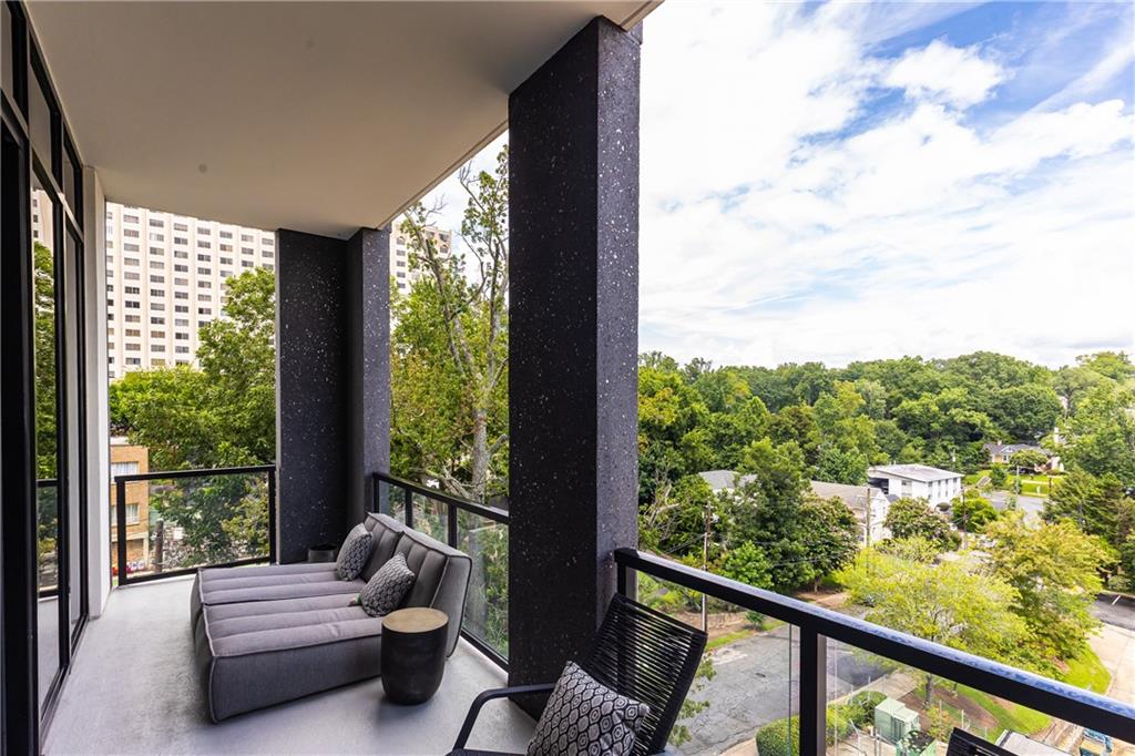 2425 Peachtree Road NE Unit 404