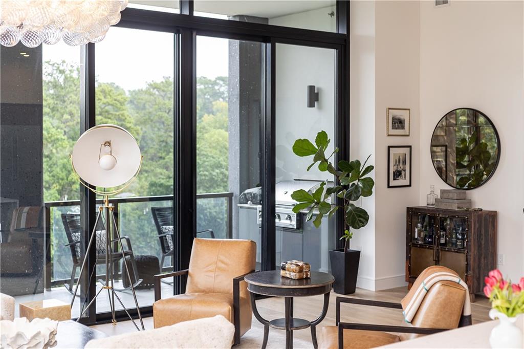 2425 Peachtree Road NE Unit 404