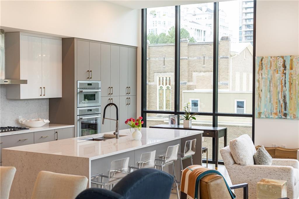 2425 Peachtree Road NE Unit 404