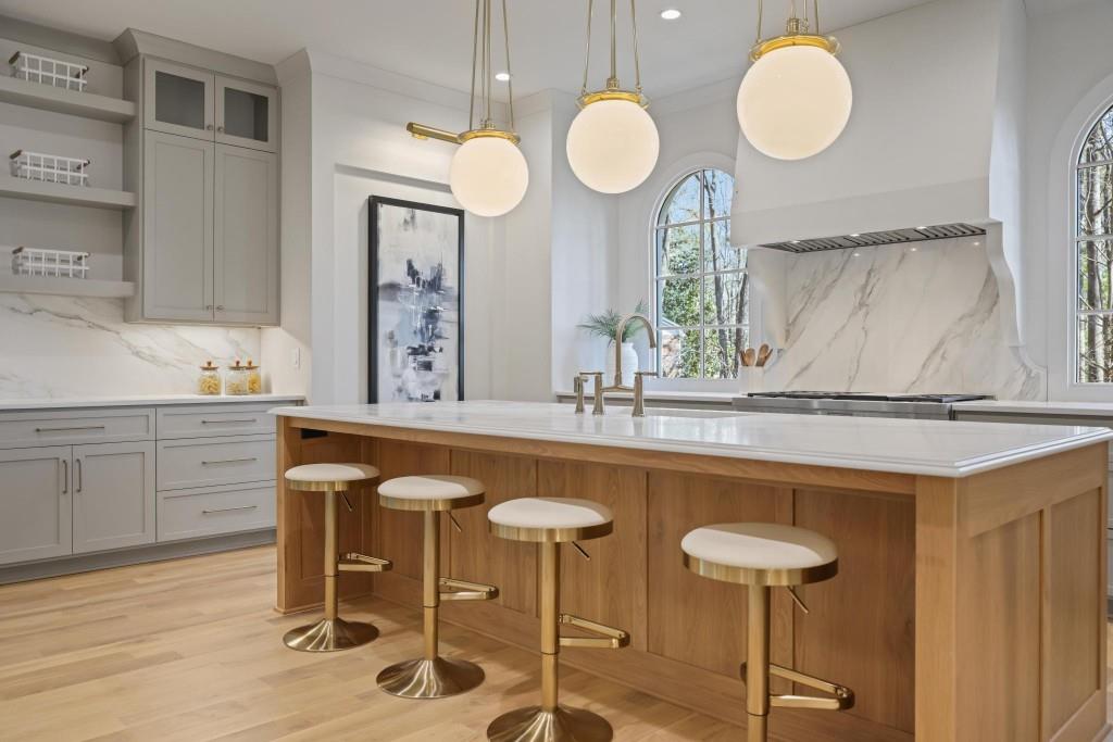 3568 Cloudland Drive NW