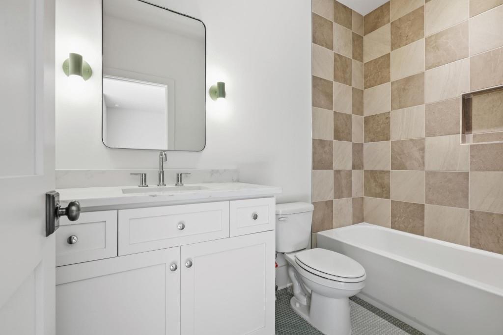 3568 Cloudland Drive NW