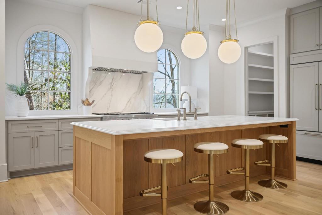 3568 Cloudland Drive NW