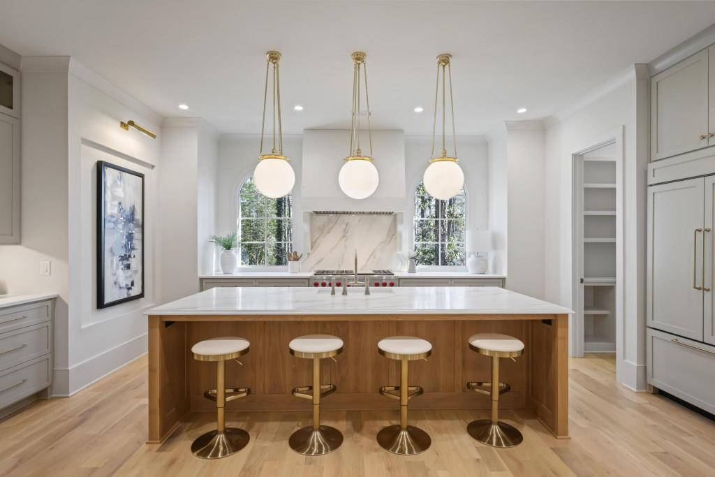 3568 Cloudland Drive NW